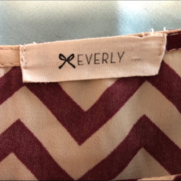 Everly Chevron Shift Dress - Picture 6 of 6